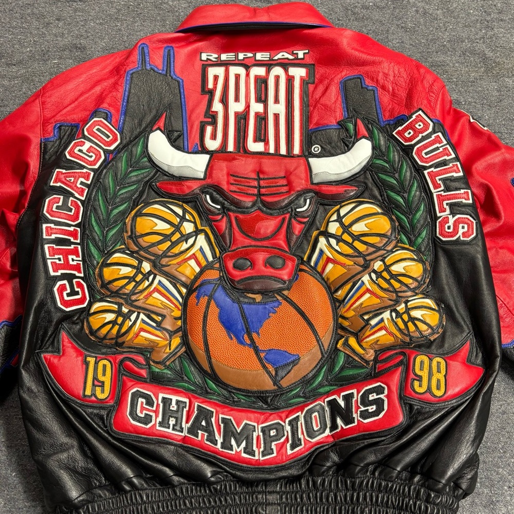 1998 Jeff Hamilton Chicago Bulls NBA 3 Peat Championship Leather Jacket Size XL - Picture 3 of 13